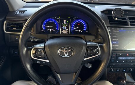 Toyota Camry, 2017 год, 2 580 000 рублей, 8 фотография