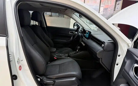 Honda Vezel, 2023 год, 1 885 000 рублей, 10 фотография