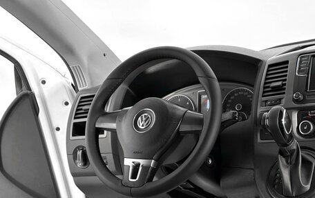 Volkswagen Caravelle T5, 2014 год, 2 905 000 рублей, 6 фотография