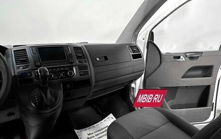 Volkswagen Caravelle T5, 2014 год, 2 905 000 рублей, 8 фотография