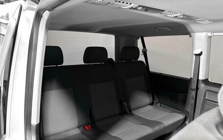 Volkswagen Caravelle T5, 2014 год, 2 905 000 рублей, 14 фотография