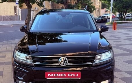Volkswagen Tiguan II, 2019 год, 2 280 000 рублей, 3 фотография