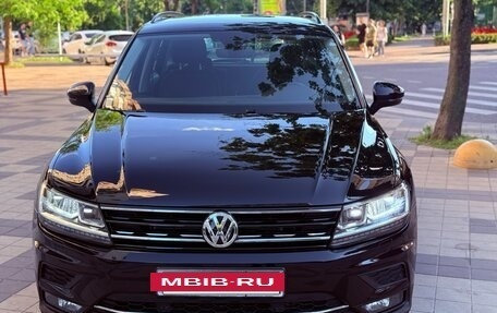 Volkswagen Tiguan II, 2019 год, 2 280 000 рублей, 5 фотография