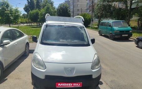 Peugeot Partner II рестайлинг 2, 2013 год, 560 000 рублей, 1 фотография