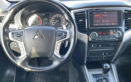 Mitsubishi L200 IV рестайлинг, 2022 год, 3 059 880 рублей, 9 фотография