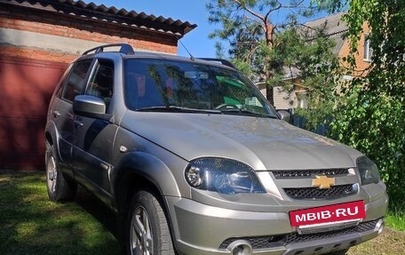 Chevrolet Niva I рестайлинг, 2017 год, 700 000 рублей, 2 фотография