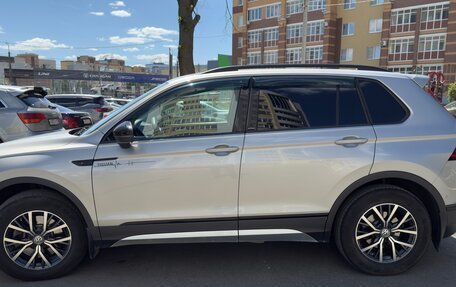 Volkswagen Tiguan II, 2018 год, 2 620 000 рублей, 3 фотография