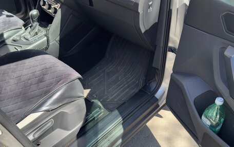 Volkswagen Tiguan II, 2018 год, 2 620 000 рублей, 7 фотография