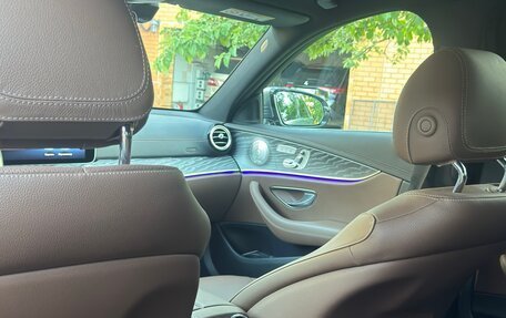 Mercedes-Benz E-Класс, 2022 год, 6 500 000 рублей, 24 фотография