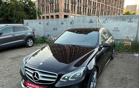 Mercedes-Benz E-Класс, 2014 год, 2 300 000 рублей, 9 фотография