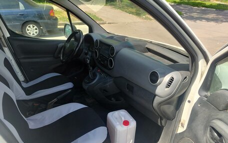Peugeot Partner II рестайлинг 2, 2013 год, 560 000 рублей, 3 фотография