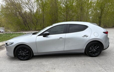 Mazda 3, 2022 год, 1 600 000 рублей, 5 фотография