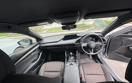 Mazda 3, 2022 год, 1 600 000 рублей, 10 фотография