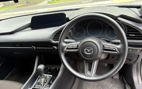 Mazda 3, 2022 год, 1 600 000 рублей, 11 фотография