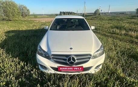 Mercedes-Benz E-Класс, 2014 год, 1 940 000 рублей, 2 фотография