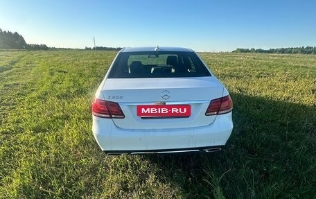 Mercedes-Benz E-Класс, 2014 год, 1 940 000 рублей, 4 фотография