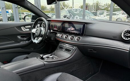 Mercedes-Benz E-Класс, 2019 год, 4 199 000 рублей, 16 фотография
