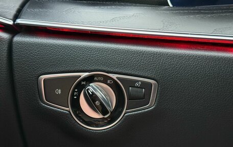 Mercedes-Benz E-Класс, 2019 год, 4 199 000 рублей, 30 фотография