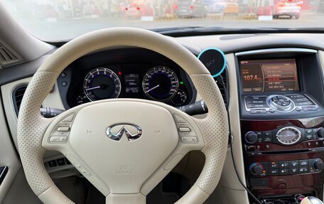 Infiniti QX50 I рестайлинг, 2015 год, 2 300 000 рублей, 6 фотография
