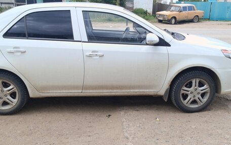 Geely GC6, 2014 год, 385 000 рублей, 9 фотография