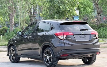 Honda Vezel, 2022 год, 1 274 000 рублей, 6 фотография
