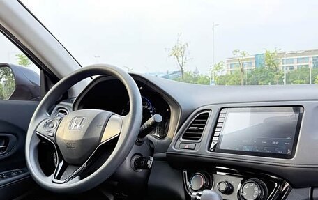 Honda Vezel, 2022 год, 1 274 000 рублей, 12 фотография