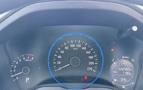 Honda Vezel, 2022 год, 1 274 000 рублей, 11 фотография