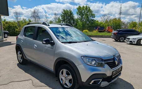 Renault Sandero II рестайлинг, 2022 год, 1 249 000 рублей, 3 фотография