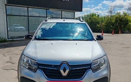 Renault Sandero II рестайлинг, 2022 год, 1 249 000 рублей, 5 фотография
