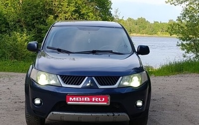 Mitsubishi Outlander III рестайлинг 3, 2007 год, 900 000 рублей, 1 фотография