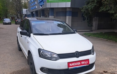 Volkswagen Polo VI (EU Market), 2013 год, 500 000 рублей, 1 фотография