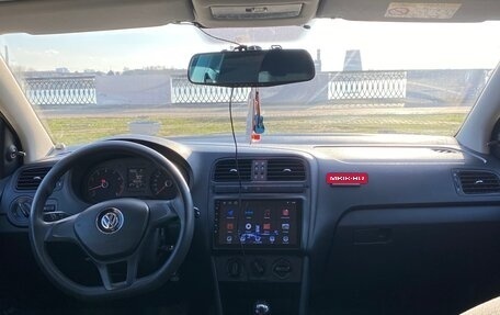 Volkswagen Polo VI (EU Market), 2016 год, 1 000 000 рублей, 11 фотография