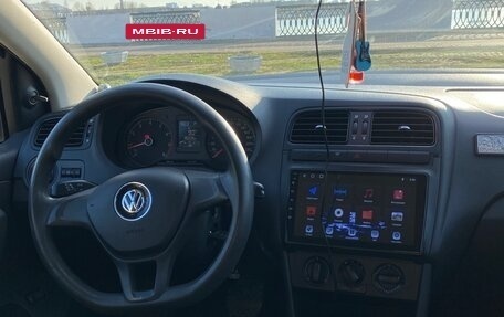 Volkswagen Polo VI (EU Market), 2016 год, 1 000 000 рублей, 14 фотография
