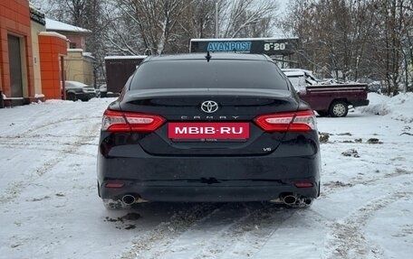 Toyota Camry, 2021 год, 2 600 000 рублей, 6 фотография