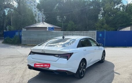 Hyundai Elantra, 2021 год, 1 880 000 рублей, 4 фотография