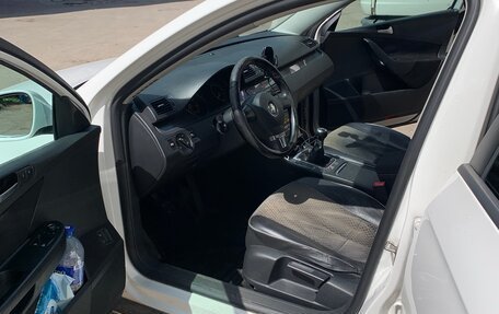 Volkswagen Passat B6, 2010 год, 811 000 рублей, 5 фотография