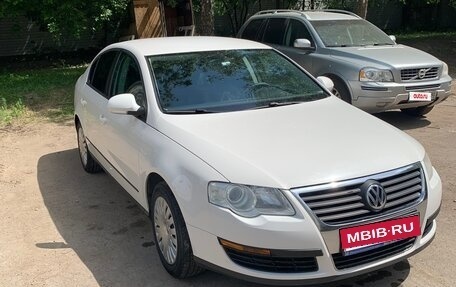 Volkswagen Passat B6, 2010 год, 811 000 рублей, 2 фотография