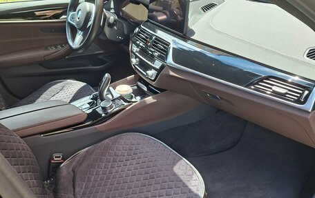 BMW 5 серия, 2022 год, 5 300 000 рублей, 2 фотография