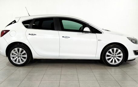 Opel Astra J, 2012 год, 740 000 рублей, 2 фотография
