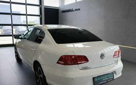 Volkswagen Passat B7, 2011 год, 899 000 рублей, 6 фотография
