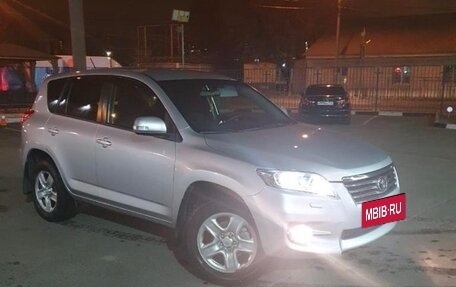 Toyota RAV4, 2012 год, 1 750 000 рублей, 2 фотография
