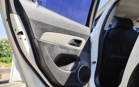 Chevrolet Cruze II, 2013 год, 500 000 рублей, 13 фотография