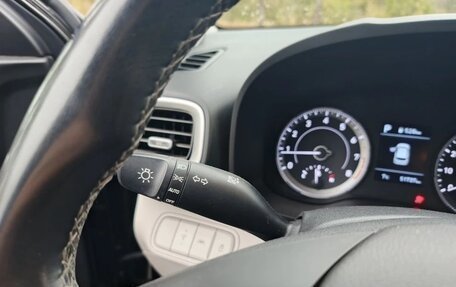Hyundai Venue I, 2019 год, 1 800 000 рублей, 24 фотография