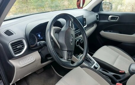 Hyundai Venue I, 2019 год, 1 800 000 рублей, 16 фотография