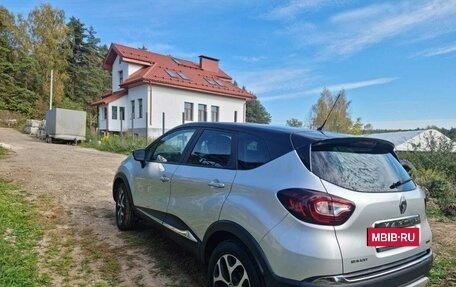 Renault Kaptur I рестайлинг, 2017 год, 1 600 000 рублей, 6 фотография