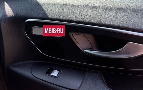 Mercedes-Benz Vito, 2016 год, 3 500 000 рублей, 28 фотография
