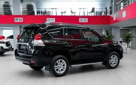 Toyota Land Cruiser Prado 150 рестайлинг 2, 2012 год, 2 450 000 рублей, 2 фотография