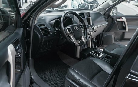 Toyota Land Cruiser Prado 150 рестайлинг 2, 2012 год, 2 450 000 рублей, 6 фотография