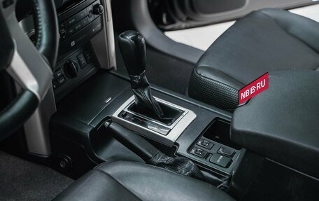 Toyota Land Cruiser Prado 150 рестайлинг 2, 2012 год, 2 450 000 рублей, 9 фотография