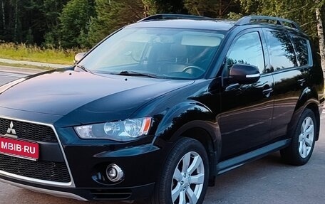 Mitsubishi Outlander III рестайлинг 3, 2012 год, 1 170 000 рублей, 1 фотография